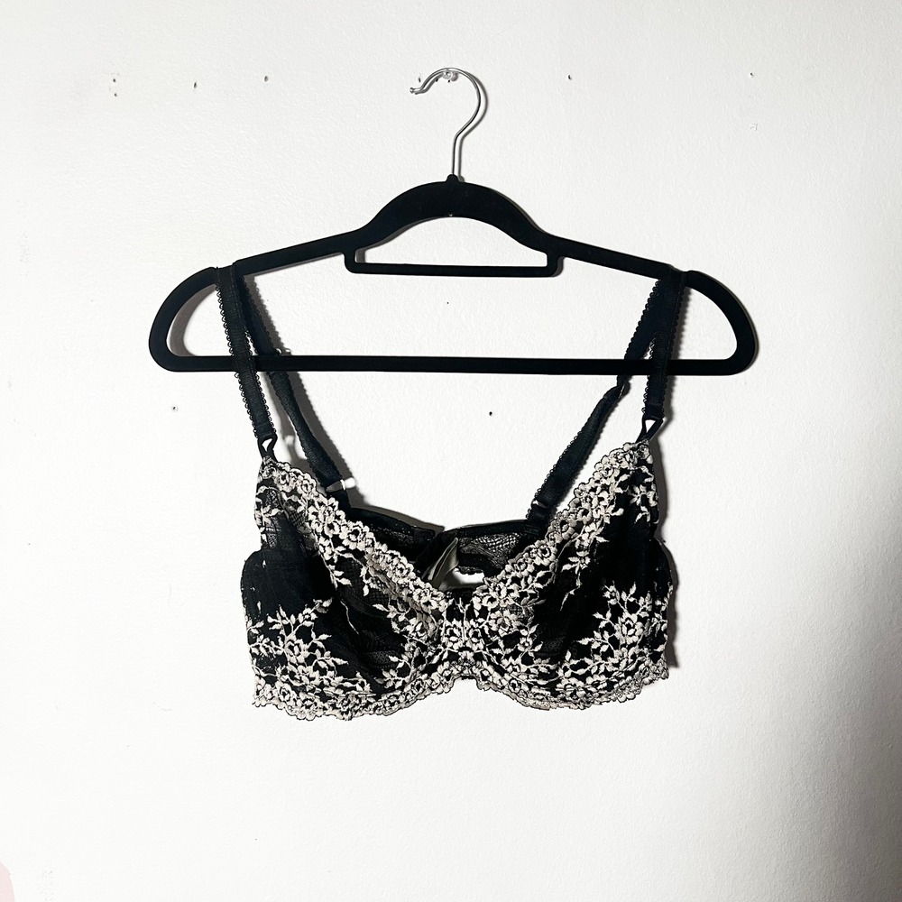 Wacoal Bra 38C Black White Floral Lace Sheer Underwire